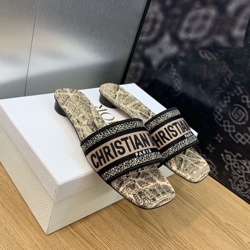 ch**an D*or slippers